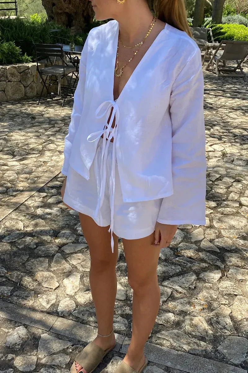Leichter Leinen Zweiteiler – Langarm Top & Shorts mit Bindedetail