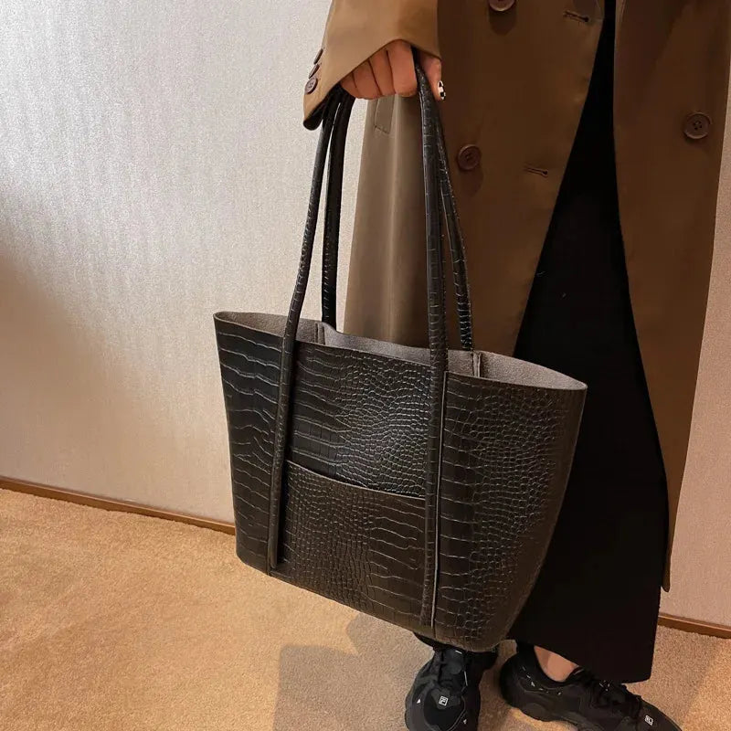Blanca | Vintage Skuldertaske i Brunt Krokodilleskind