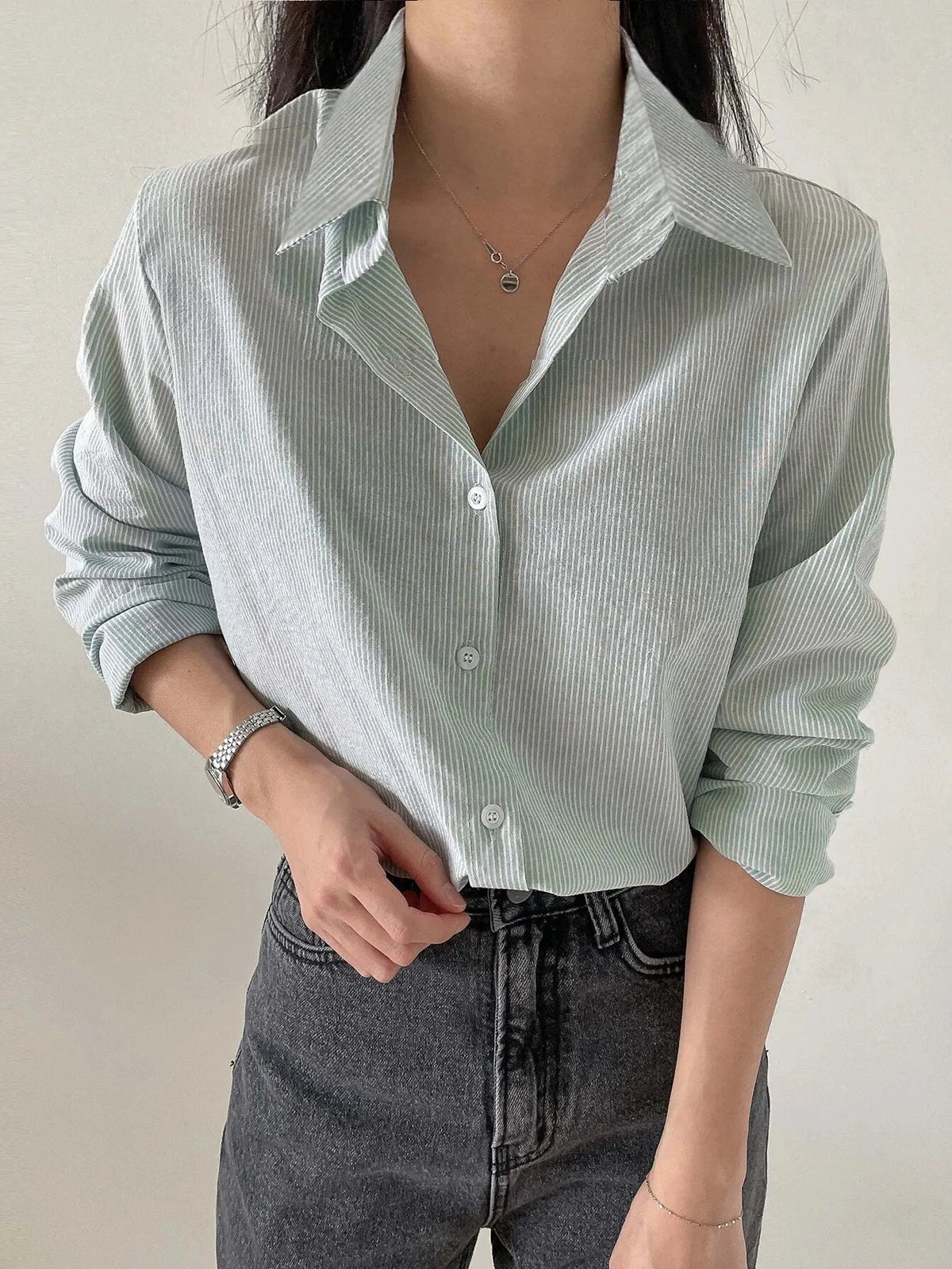Blusa Feminina Manga Longa Modelo Camisa Verde