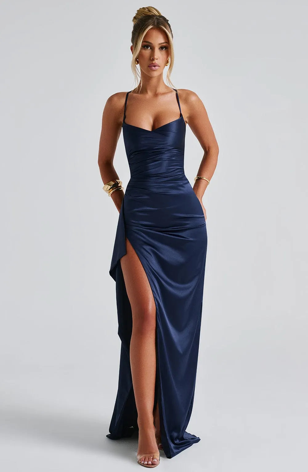 Marineblaues Maxikleid